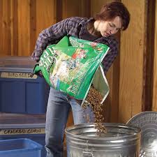 We explain how to apply the products in and around your home safely for you, your family and your pets. Do It Yourself Pest Control Strategies And Techniques Pests Best Pest Control Pest Control