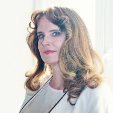 Sandra Sinclair's Instagram, Twitter & Facebook