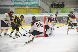 Erst ein scheinbar positiver coronatest, dann doch die entwarnung: U20 Nationalmannschaft Kunast Benennt Erweiterten Wm Kader Deutscher Eishockey Bund E V