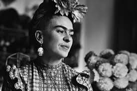After a political falling out with rivera, trotsky moved from la casa azul. Cristina Kahlo Sobrina Nieta De Frida Kahlo No Fue Una Feminista En Los Terminos Que Conocemos Ahora La Tercera
