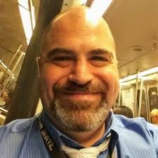 Mark Ferraiolo (@frovealoave)