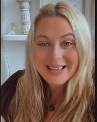 💚⚡️Wollongong we are back this weekend for more family fun!!🤩 ✨🔮 DAPTO  Crystals, Creatives & Mystics Fair! Welcomes back Sarah from  @gypsylivinglove ✨🔮 The Mermaid Medium was born into this line of