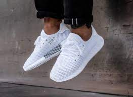 Adidas sambarose satin femme blanche 38 baskets. Adidas Deerupt Runner Triple White Sneakers Men Fashion Adidas Shoes Mens Sneakers Sneakers Fashion