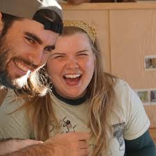 Spread LOVE and play in the SNOW!!! What else is there really? #happyfriday  #loveisallwehave #sleddingforjoy @wrensnestvt_preschool