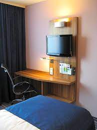 Pauli in hamburg wird diesen standards der hotelkette von a bis z gerecht. Holiday Inn Express Hamburg St Pauli Messe Deutschland Kontakt