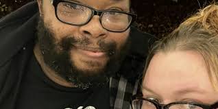 Brad Travis and Amanda 's Wedding Website