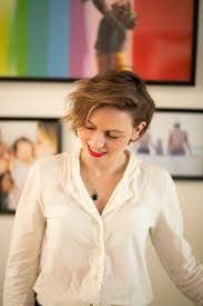 Le carré court dégradé est une coupe de cheveux tendance capillaire qui revitalise le visage et fait une femme sembler plus jeune. Carre Court Inspiration Et Resultat With A Love Like That Blog Lifestyle Love