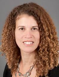 Stephanie Brewster's Instagram, Twitter & Facebook