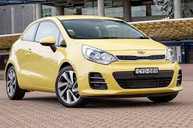 The new rio maintains the versatility you expect from the distinctive hatchback, and brings updated details for. 2015 2016 Kia Rio Review