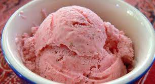Masukkan es batu, ice cream; Resep Cara Membuat Es Krim Strawberry Dengan 5 Bahan Pembuat Es Krim Es Krim Resep
