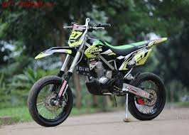 kawasaki klx bf 150 dandan keren ganti baju menjadi supermoto gridoto com kawasaki klx bf 150 dandan keren ganti
