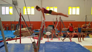 L'evoluzione di questo attrezzo nel corso degli anni è stata notevole. Parallela Challenge Chi Fa Piu Kippe Ginnastica Artistica Youtube