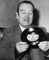 Karut Marut Hubungan John Lennon dengan Ayahnya Bernama Freddie