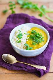 Dahl Du Placard Aux Lentilles Corail Lait Coco Et Curry Un Flo De Bonnes Choses Recettes De Cuisine Plats Indiens Cuisine Vegetarienne