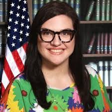 Shannon Link's Instagram, Twitter & Facebook