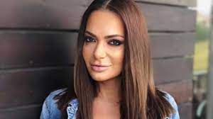 Ask anything you want to learn about andreea antonescu✓ by getting answers on askfm. Andreea Antonescu Probleme De SÄƒnÄƒtate DezvÄƒluirile FÄƒcute De Mama Faimoasei A Fost Un Copil Traumatizat De BoalÄƒ