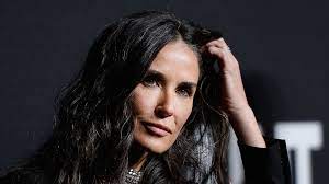 Wieso man nichts mehr von demi moore hört. Demi Moore Hat Schlimme Zeiten Durchgemacht