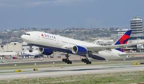 Boeing stock dropped 3% monday after the aircraft manufacturer recommended that airlines ground certain 777 planes after an engine failure on united airlines flight rained debris over the denver. 2kz9ppuiq9p68m