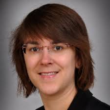 Sandra Kirschner's Instagram, Twitter & Facebook