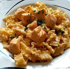Lachs Sahnesosse Zu Nudeln Von Angel Kessy Chefkoch Rezepte Lachs Rezept Lachs Gerichte