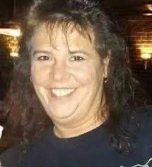 Francine Grove's Instagram, Twitter & Facebook