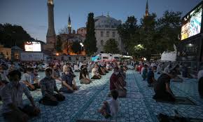 The former swedish prime minister, carl bildt mocked us presidential candidate, bernie sanders in a tweet on monday. Hagia Sophia Vom Weltkulturerbe Zum Spaltpilz Eurotopics Net