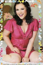 Paling seksi n separuh bogel. Gambar Zizie Seksi Di Atas Katil Berita Berita Hiburan Malaysia