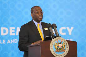Supreme court chief justice willy mutunga addresses members of public days ahead of his retirement. Kenya Has Become A Bandit Economy Says Chief Justice Willy Mutunga African Arguments