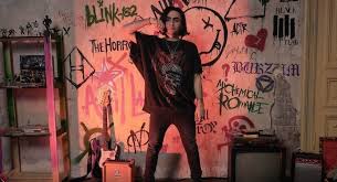 наш корабль идет ко дну помоги мне я утону Pin Ot Polzovatelya Maryjane Na Doske Lizer Vdohnovlyayushie Lichnosti Krasivye Malchiki Malchiki