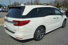Maybe you would like to learn more about one of these? 2019 Diamond White Honda Odyssey Vans Richmond Com