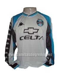 Check spelling or type a new query. Gremio 2000 Auswarts Trikot
