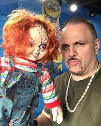 Francisco Osegueda's Instagram, Twitter & Facebook