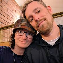 Does reverse sneezing occur after tie back surgery in dogs?