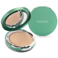 Wardah memiliki foundation yang dikhususkan untuk kulit kering yaitu wardah exclusive liquid foundation. Foundation Wardah Daftar Harga Dan Rekomendasi Terbaru 2021 Bestmagz