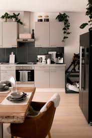 Kuche Verschonern Mit Wenig Aufwand Mein Kuchen Makeover Inkl Vorher Nachher Fotos Life Und Style Blog Aus Osterreich Kuche Neu Gestalten Kuche Neu Streichen Kuche Umgestalten