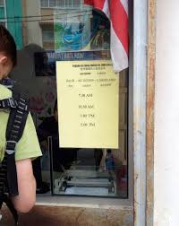 There are several ways to get to the beautiful rolling hills of cameron highlands, from south via tapah road in pahang or simpang pulai in perak, via gua musang in kelantan and raub via the new road in pahang. The Cheapest Way To Get From Taman Negara To Cameron Highlands Kuala Lumpur Or Perhentian Islands Out Of Office 2015