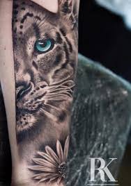Pin By Otzi On Tattoos Snow Leopard Tattoo Leopard Tattoos Snow Leopard