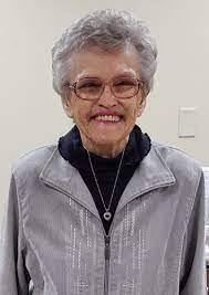 Bonnie Seifert's Instagram, Twitter & Facebook