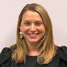 Claire Stillwell's Instagram, Twitter & Facebook