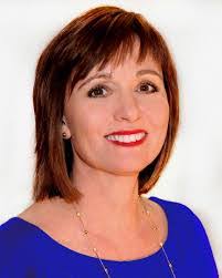 Brenda Lipscomb's Instagram, Twitter & Facebook