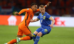 This is the national team page of psv eindhoven player donyell malen. 4wjoecayeakv4m