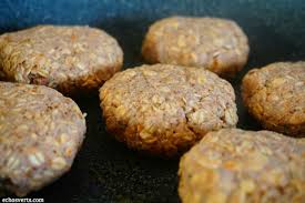 Recette De Burger Vegan Haricots Blancs Avoine Laitue Pour Un Dejeuner Fait Maison Deguster Sur Le Alimentation Recette Burger Vegetarien Cuisson Des Aliments
