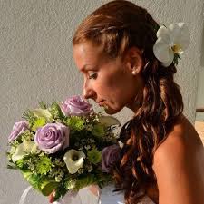 Bridgeview Flowers & Gifts