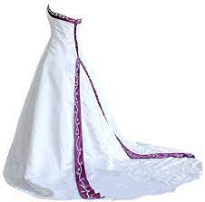 Entscheiden sie sich für den ausschnitt ihres hochzeitskleides für einen. Brautkleider In Lila Fur Frauen Damenmode In Lila Bei Fashn De