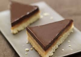 Triangle Caramel Chocolat Croquons La Vie Nestle Recette Chocolat Recette Petit Gateau Recette