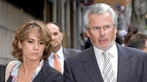 Garzón formerly served on spain's central criminal court, the audiencia nacional. Las Cloacas De Interior Villarejo Dolores Delgado Y Baltasar Garzon Un Triangulo Que Pone En Jaque La Causa Tandem Publico