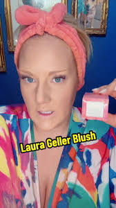 Laura Teller's Instagram, Twitter & Facebook