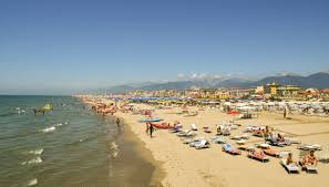 Piscine naturali, dalle acque cristalline, docili e dalla temperatura mite. Toscana Le Spiagge Piu Belle Da Vivere Con Tutta La Famiglia Siviaggia