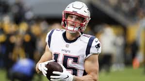 The jets, young and thin at receiver, have suffered two injuries at the position. Roundup New York Jets Signing Veteran Wide Receiver Chris Hogan
