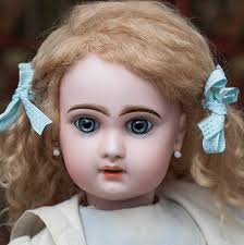 Antique dolls at Respectfulbear.com
